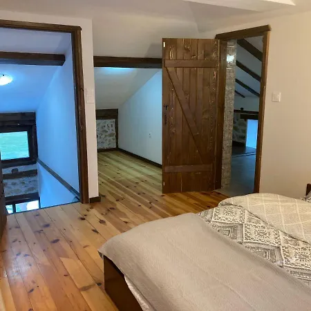 къща александрова *