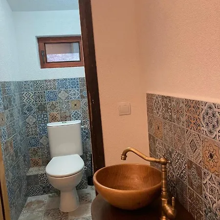 Villa къща александрова с басейн вътрешен и отопляем *